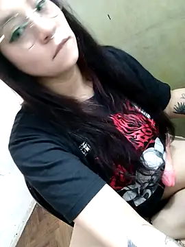 Snapshot of Katimor95 chatting on September 16, 1:23 pm Katimor95 online show from September 16, 1:23 pm