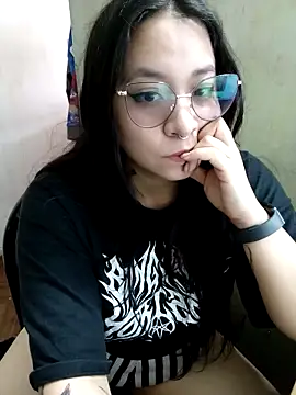 Snapshot of Katimor95 chatting on September 17, 1:46 pm Katimor95 online show from September 17, 1:46 pm