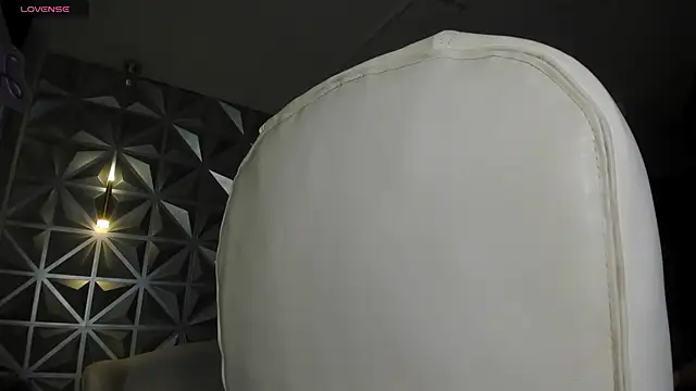 hellen tease online show from February 21, 7:04 pm