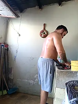 Catire10  online show from April 7, 7:03 pm