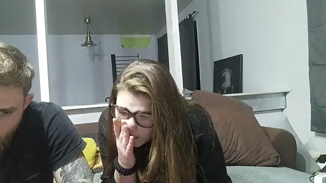 Bikerhot883hd online show from February 8, 10:13 pm