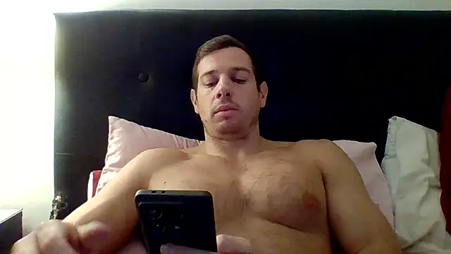 luca23millo90 online show from April 9, 9:42 pm