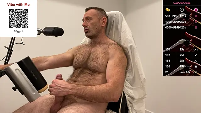 Snapshot of TheDonnyBasilisk chatting on February 1, 11:14 pm TheDonnyBasilisk online show from February 1, 11:14 pm