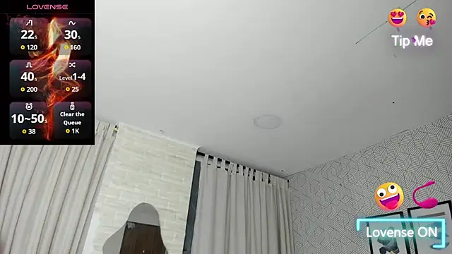 sweet  vanessa1 online show from September 26, 3:43 am