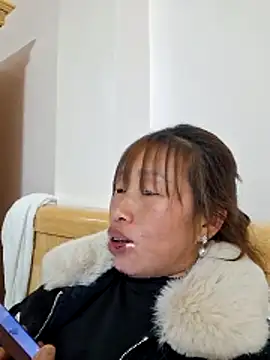 ngocngoc cute online show from February 5, 12:43 pm