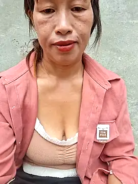 ngocngoc cute online show from June 29, 3:24 am