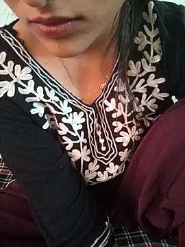 Neha Tyagi online show from November 1, 5:20 am