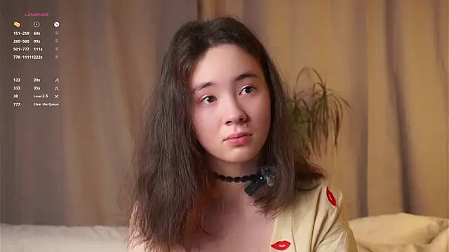 Snapshot of AlbertaClack chatting on December 17, 12:11 pm AlbertaClack online show from December 17, 12:11 pm