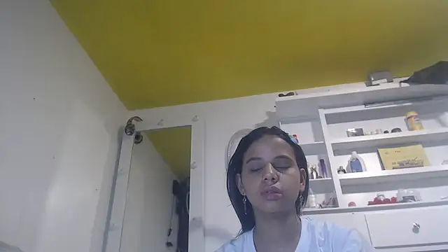 Snapshot of habdiela chatting on November 28, 2:25 am habdiela online show from November 28, 2:25 am