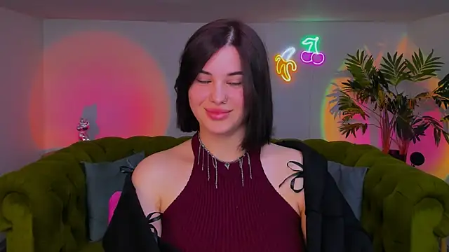 lil angel  online show from November 14, 6:12 am