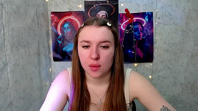 JuliaTopp  online show from February 21, 6:14 am