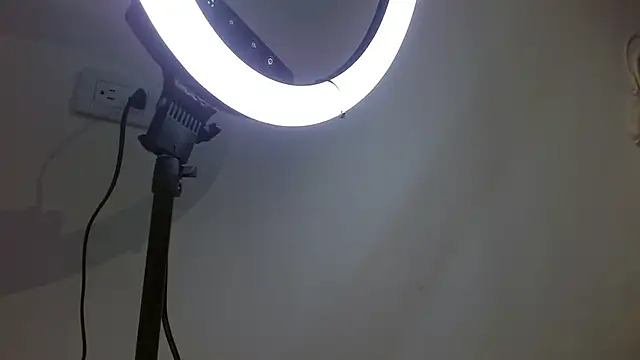 davoxer online show from November 18, 3:12 am