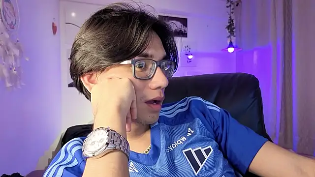 davoxer online show from February 22, 2:48 pm