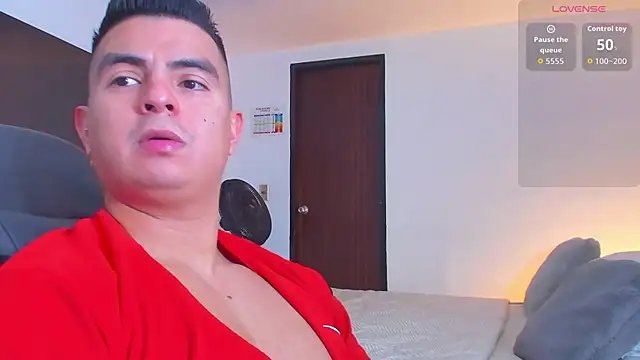 Snapshot of RJBarto chatting on December 5, 12:47 pm RJBarto online show from December 5, 12:47 pm