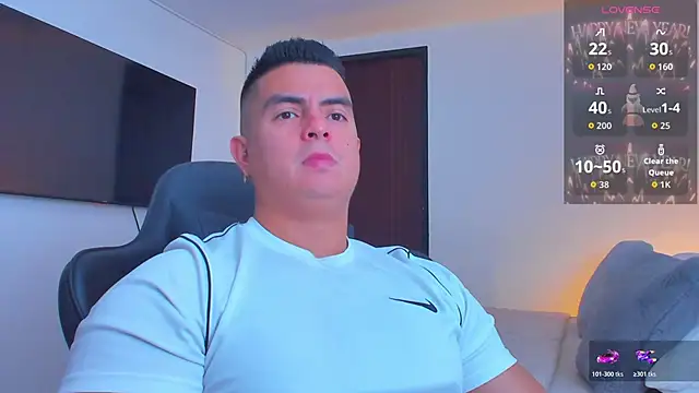 Snapshot of RJBarto chatting on January 9, 2:31 pm RJBarto online show from January 9, 2:31 pm