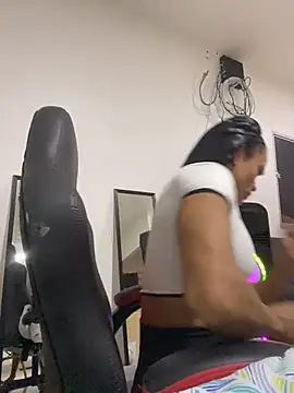 sam diva online show from October 17, 7:38 pm