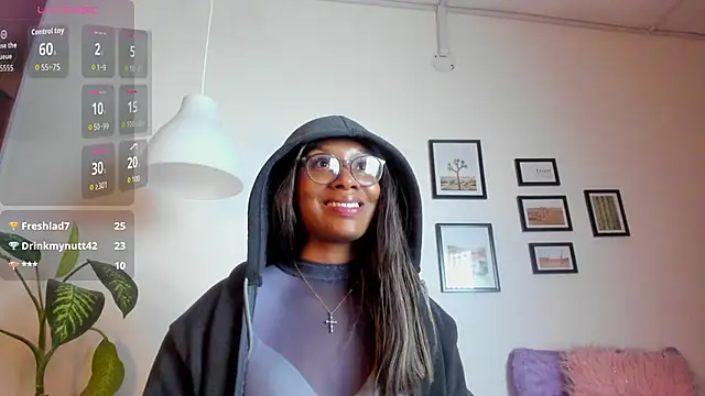 Snapshot of Coco_joness chatting on October 11, 1:49 am Coco joness online show from October 11, 1:49 am