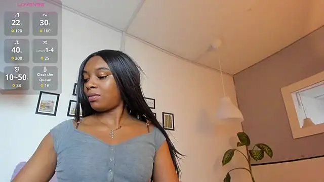 Snapshot of Coco_joness chatting on November 21, 8:51 pm Coco joness online show from November 21, 8:51 pm