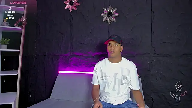 Snapshot of IsaacBlack_ chatting on September 26, 5:00 am IsaacBlack online show from September 26, 5:00 am