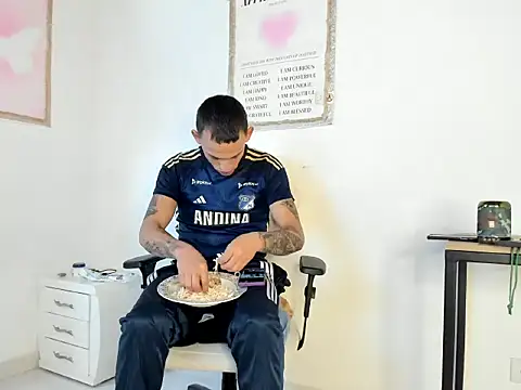 Masterblue hot online show from February 13, 8:27 pm