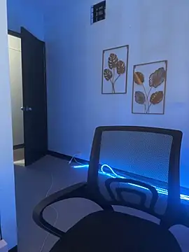 urcumjp online show from January 6, 5:16 pm