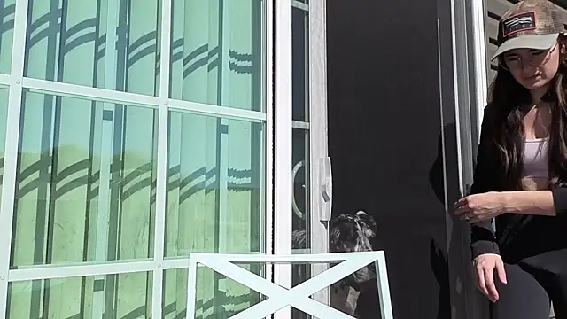 bambifarrina online show from March 9, 7:07 pm