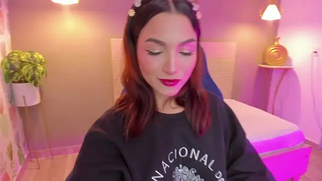 Snapshot of luma_sky_ chatting on September 24, 2:59 am luma sky online show from September 24, 2:59 am