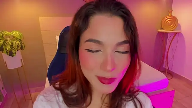 Snapshot of luma_sky_ chatting on October 15, 2:44 am luma sky online show from October 15, 2:44 am