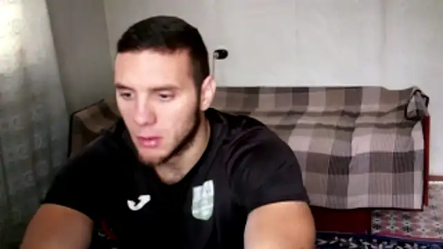 Snapshot of Jordan1Dior chatting on October 9, 7:28 am Jordan1Dior online show from October 9, 7:28 am