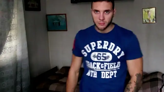 Snapshot of Jordan1Dior chatting on October 23, 6:45 am Jordan1Dior online show from October 23, 6:45 am