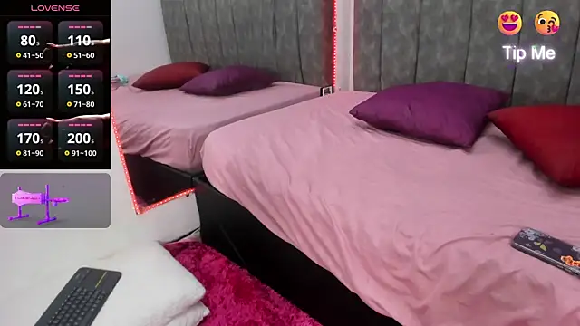 luna78hard online show from January 9, 2:47 am