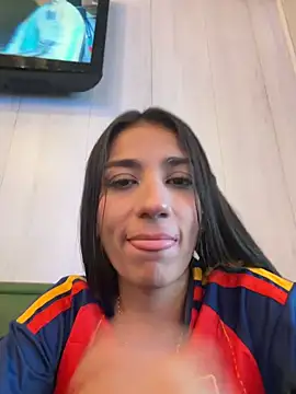 Snapshot of -juicy_ chatting on July 19, 8:23 pm -juicy online show from July 19, 8:23 pm