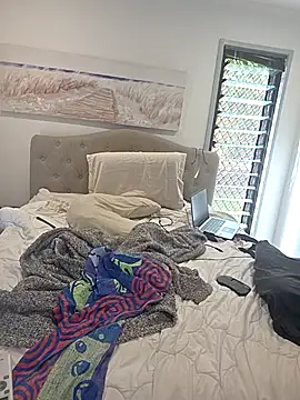 iamthepublickmasterbater online show from April 9, 11:54 pm