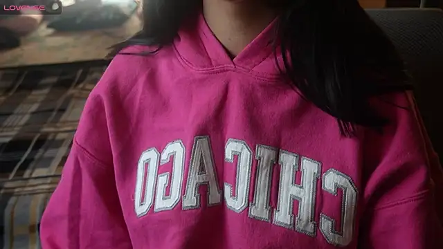 Snapshot of NidhiChandra chatting on December 3, 7:23 pm NidhiChandra online show from December 3, 7:23 pm