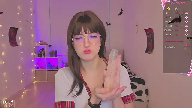 bananasgirl online show from November 9, 6:44 am