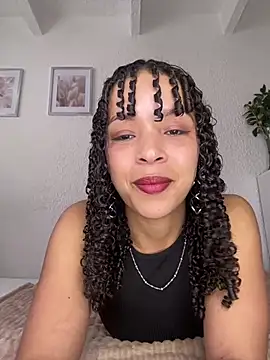 Snapshot of Yasmin777_ chatting on June 2, 5:37 pm Yasmin777 online show from June 2, 5:37 pm