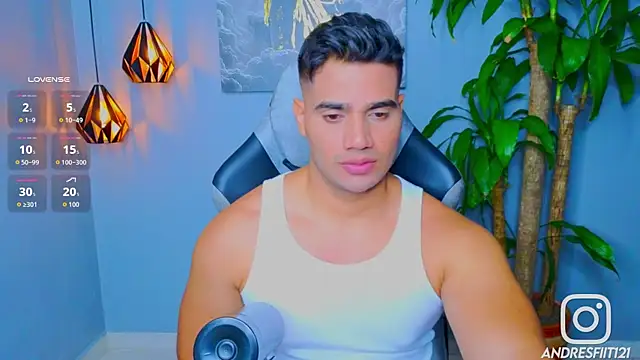 Snapshot of AndresR3 chatting on September 19, 1:51 am AndresR3 online show from September 19, 1:51 am