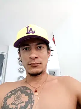 Alejobig27 online show from November 25, 4:51 pm