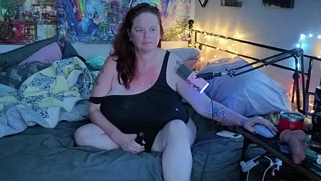 scarelett2372 online show from March 27, 10:26 am