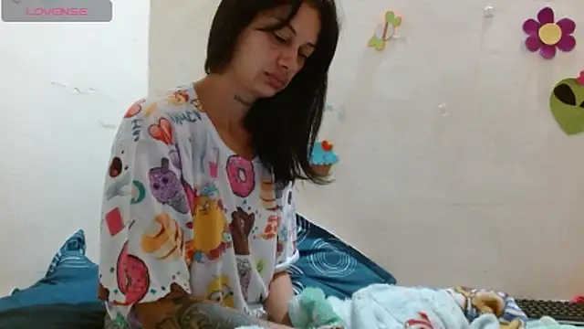 Akasha001 online show from November 21, 9:52 am