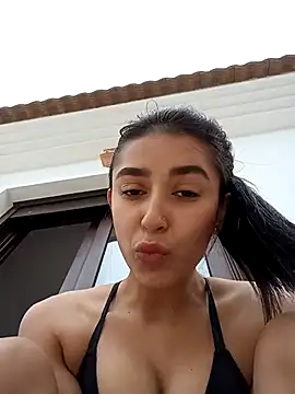 Snapshot of CandyFoxter_ chatting on October 8, 7:17 am CandyFoxter  online show from October 8, 7:17 am