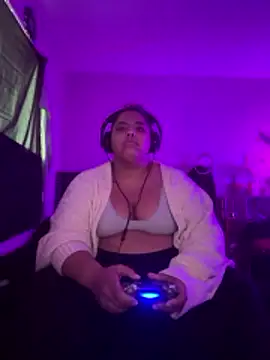 1n0nlythroat online show from January 13, 11:43 pm