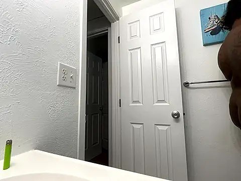 Bleuk online show from April 17, 2:20 pm