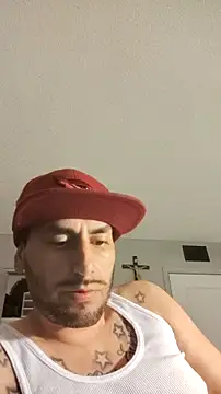 Snapshot of Blessdsoulja44 chatting on October 2, 7:37 am Blessdsoulja44 online show from October 2, 7:37 am