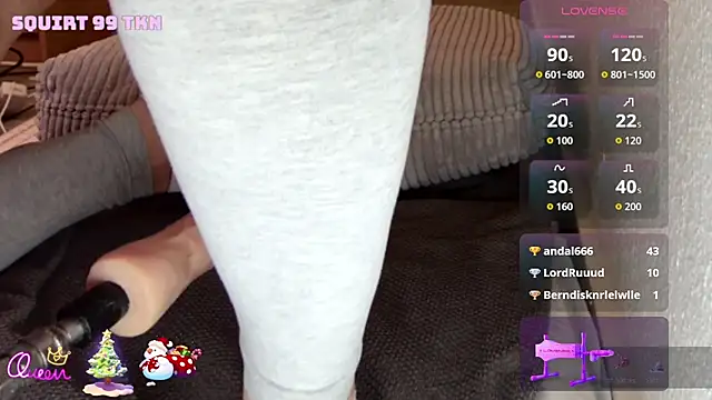 Chatqueen online show from December 19, 3:52 pm