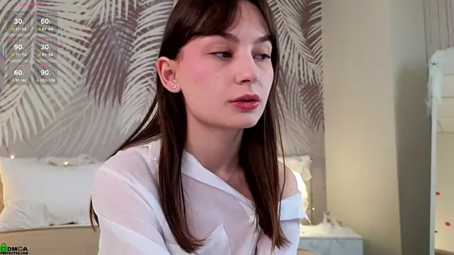 LolaPrise online show from October 20, 1:50 am