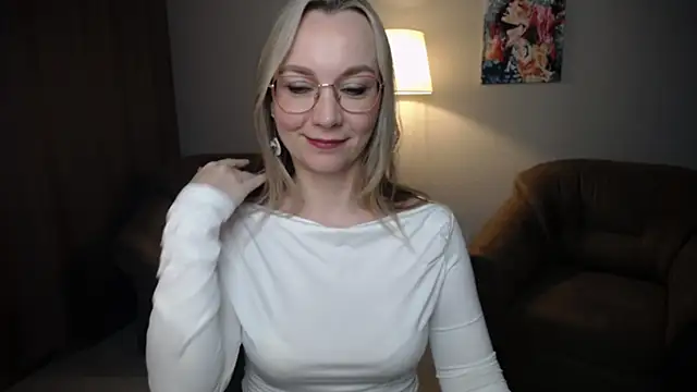 Ava Elior online show from April 1, 1:41 pm