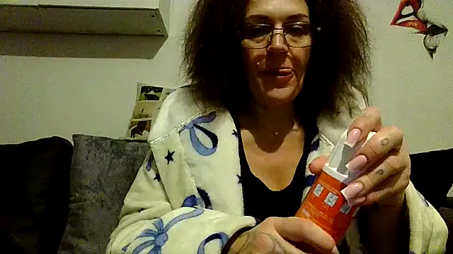 RubyyRosee online show from February 6, 6:51 am