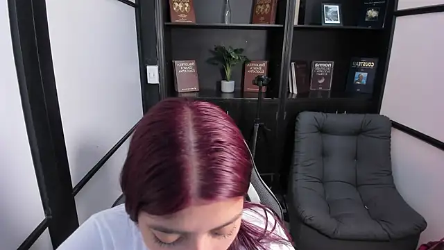 SharonQueen1 online show from September 14, 6:07 pm