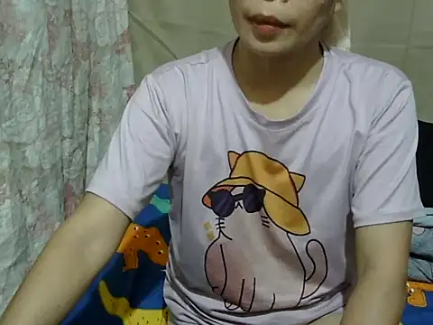 Snapshot of Lovely_mia143 chatting on September 11, 5:29 am Lovely mia143 online show from September 11, 5:29 am